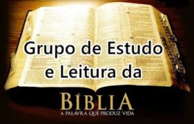 Grupo de estudos bíblicos